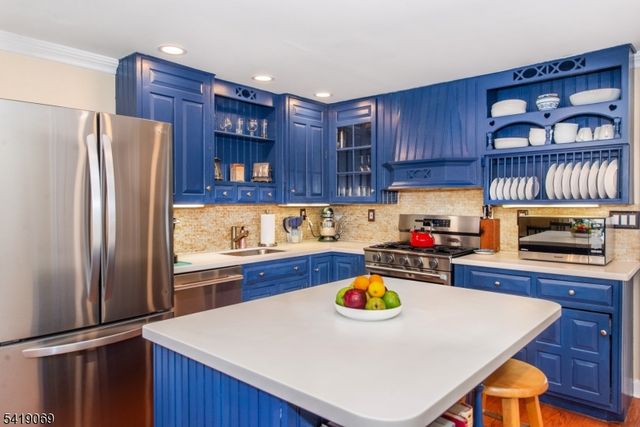 68 Newman Ave, Verona Twp., NJ 07044