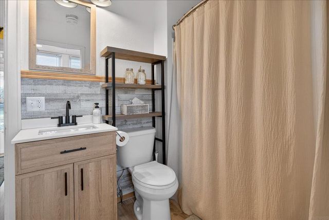 1012 Central Avenue, Evansdale, IA 50707