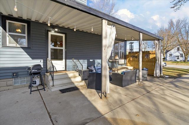 1012 Central Avenue, Evansdale, IA 50707