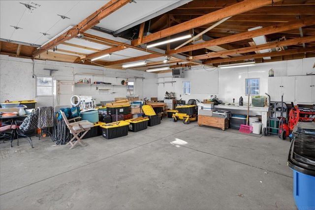 1012 Central Avenue, Evansdale, IA 50707