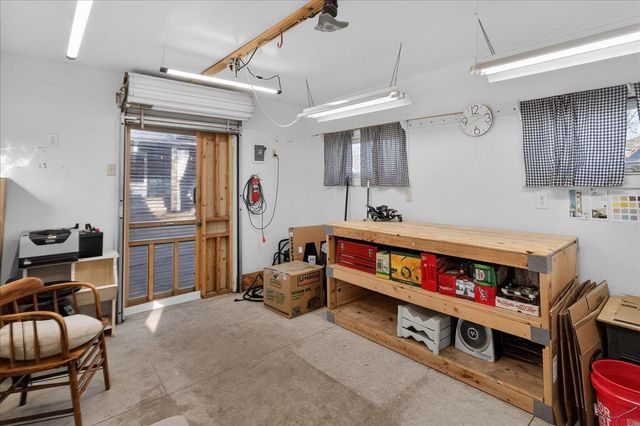 1012 Central Avenue, Evansdale, IA 50707