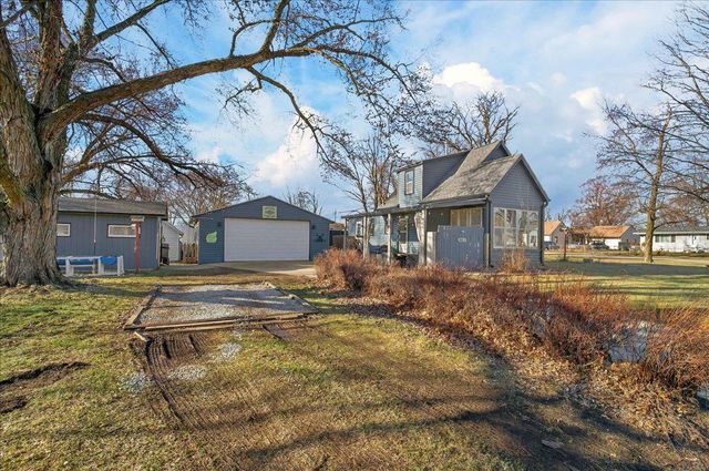 1012 Central Avenue, Evansdale, IA 50707