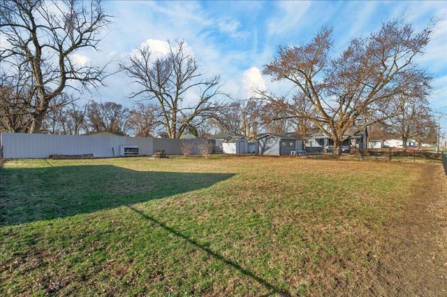 1012 Central Avenue, Evansdale, IA 50707