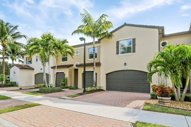 4558 Mediterranean Circle, Palm Beach Gardens, FL 33418
