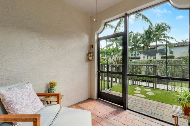 4558 Mediterranean Circle, Palm Beach Gardens, FL 33418