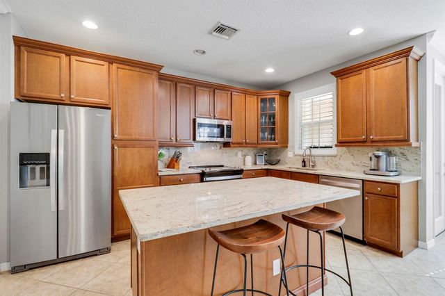 4558 Mediterranean Circle, Palm Beach Gardens, FL 33418