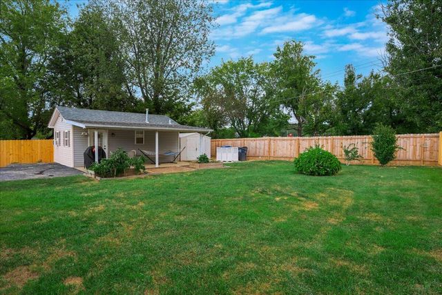 2206 Circle Drive, Lexington, KY 40505