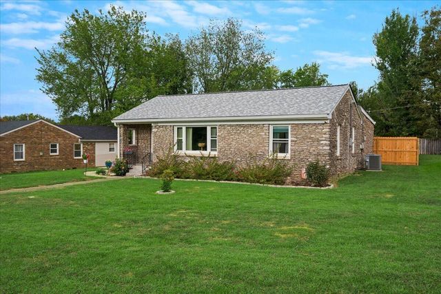 2206 Circle Drive, Lexington, KY 40505