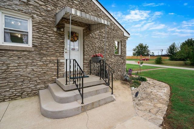 2206 Circle Drive, Lexington, KY 40505