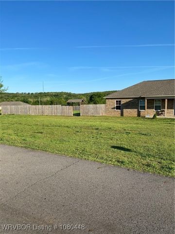 1111 Bluebird Drive, Cedarville, AR 72932