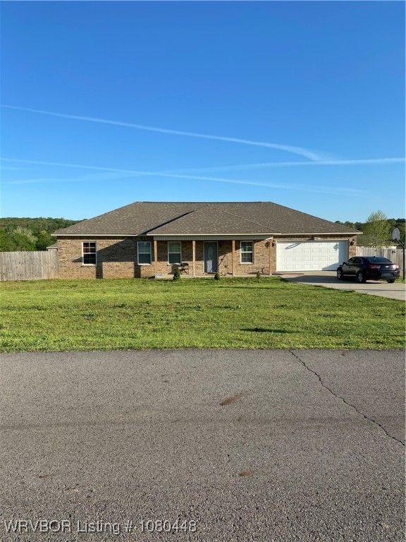 1111 Bluebird Drive, Cedarville, AR 72932