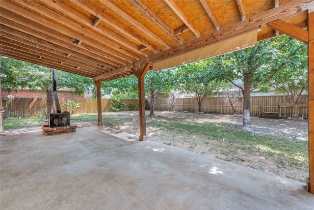 600 Sunfish Drive, Crowley, TX 76036