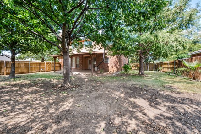 600 Sunfish Drive, Crowley, TX 76036
