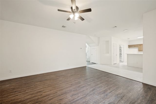 600 Sunfish Drive, Crowley, TX 76036