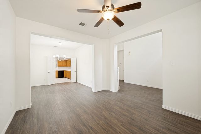 600 Sunfish Drive, Crowley, TX 76036