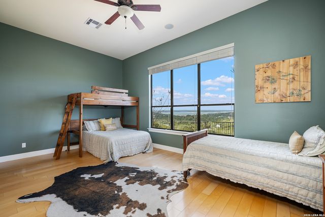 800 High Oaks, Canyon Lake, TX 78133