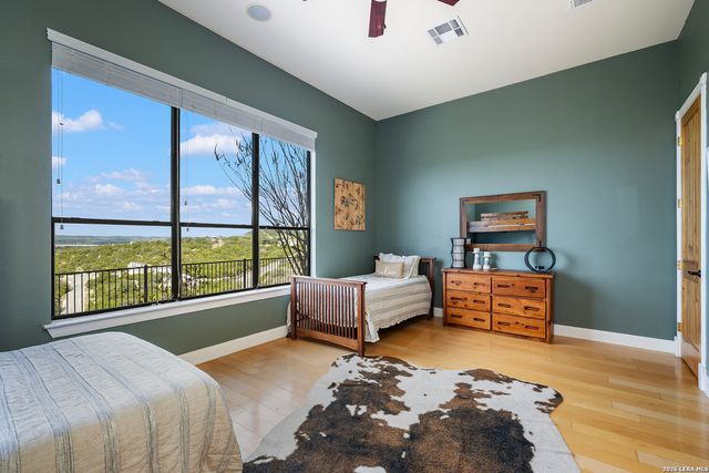 800 High Oaks, Canyon Lake, TX 78133