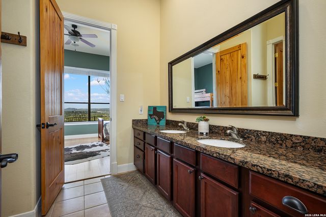 800 High Oaks, Canyon Lake, TX 78133