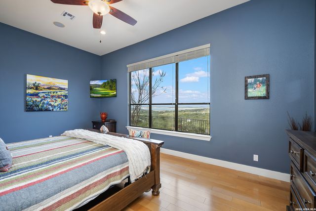 800 High Oaks, Canyon Lake, TX 78133