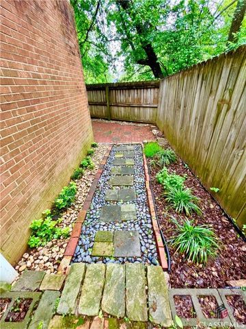 1295 E Broad Street C1, Athens, GA 30601