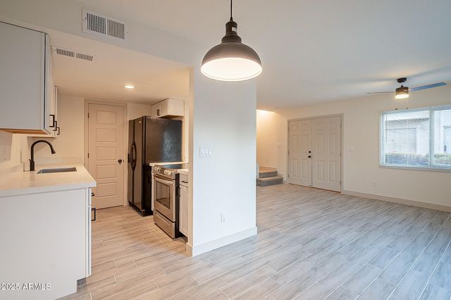 600 S DOBSON Road 39, Mesa, AZ 85202