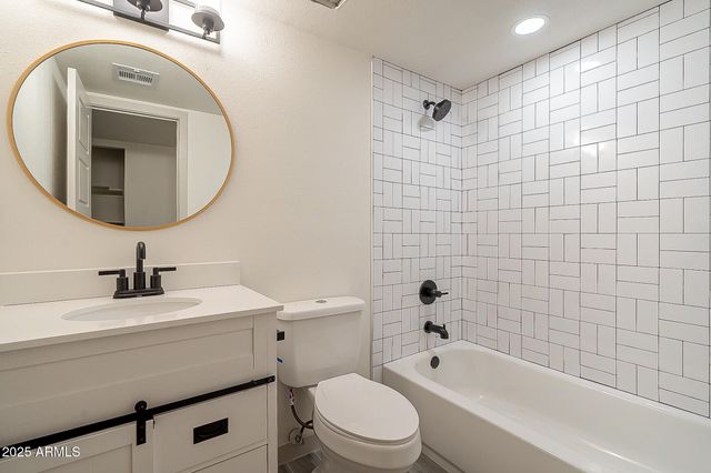 600 S DOBSON Road 39, Mesa, AZ 85202