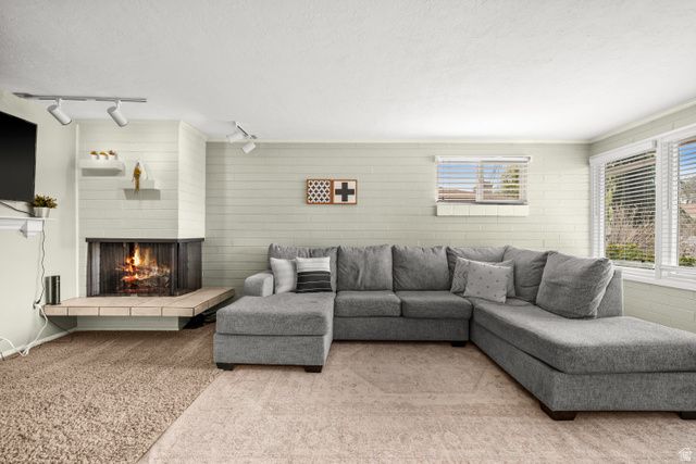 8501 S 1475 E, Sandy, UT 84093