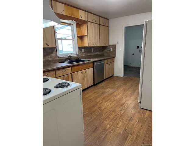 722 Birch Ave, Akron, CO 80720