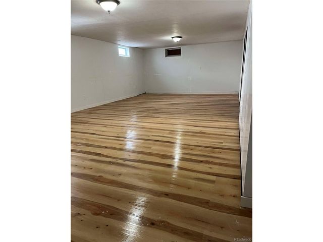 722 Birch Ave, Akron, CO 80720