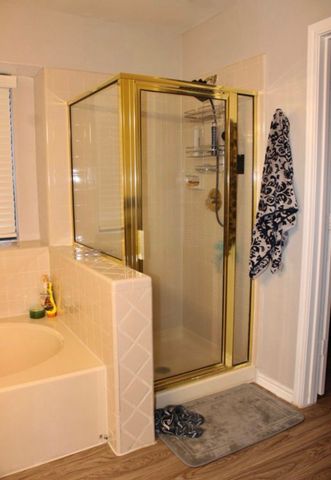 808 Bridgewater Lane, Mesquite, TX 75181