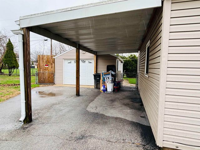 22 Ulen Place, Lafayette, IN 47904