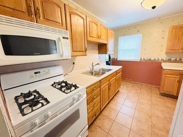 22 Ulen Place, Lafayette, IN 47904