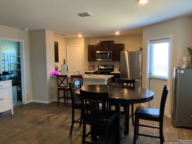 5870 Kendall Prairie, San Antonio, TX 78244