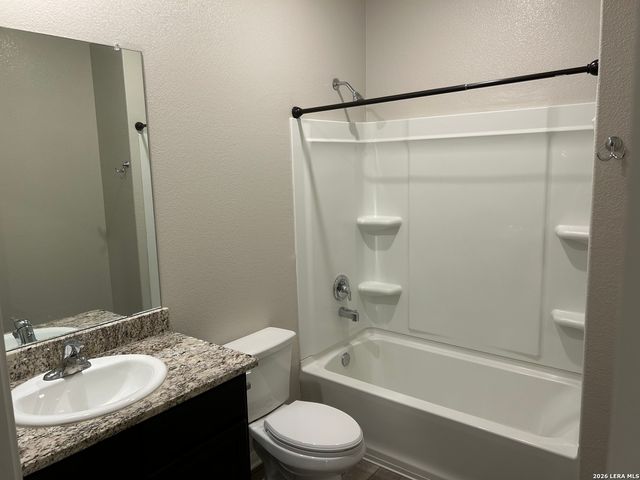 7970 Cactus Plum Dr, San Antonio, TX 78254