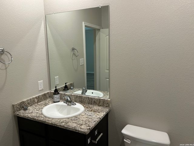 7970 Cactus Plum Dr, San Antonio, TX 78254