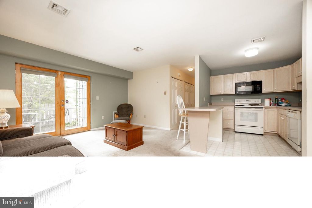 801 HORSESHOE DR #801, Royersford, PA 19468