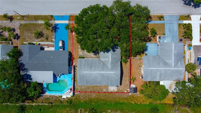 10035 82ND STREET, Seminole, FL 33777