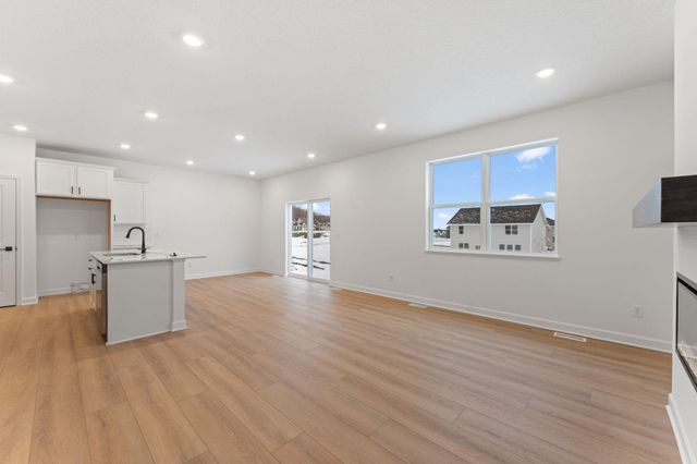 22385 Isla Way, Rogers, MN 55374