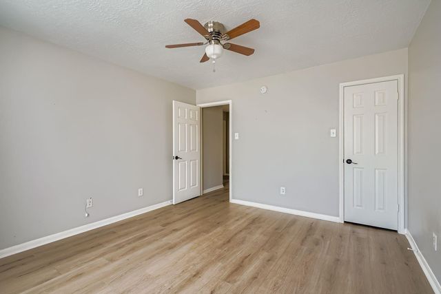 3011 Quill Meadow Drive, League City, TX 77573