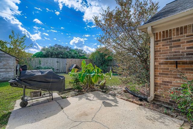 3011 Quill Meadow Drive, League City, TX 77573