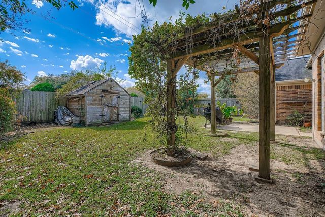 3011 Quill Meadow Drive, League City, TX 77573