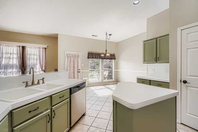 3011 Quill Meadow Drive, League City, TX 77573