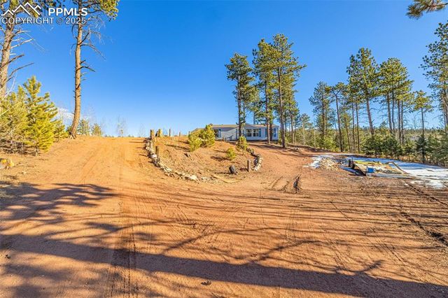 100 Wolverine Drive, Florissant, CO 80816