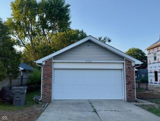 2702 E 56th Street, Indianapolis, IN 46220