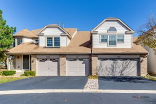 3209 N Daniels Court, Arlington Heights, IL 60004