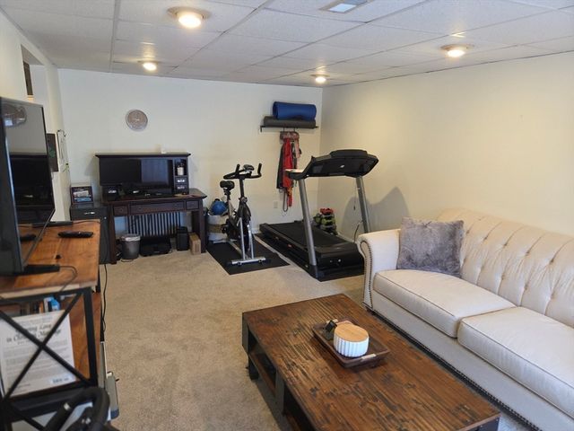 70 Londonderry Rd 70, Grafton, MA 01519