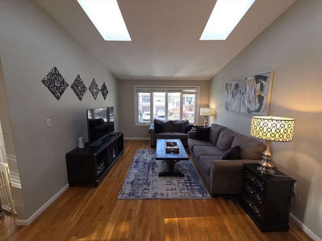 70 Londonderry Rd 70, Grafton, MA 01519