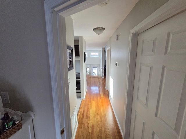 70 Londonderry Rd 70, Grafton, MA 01519