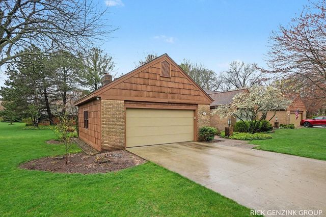 314 Foxcroft Circle, Holland, MI 49423