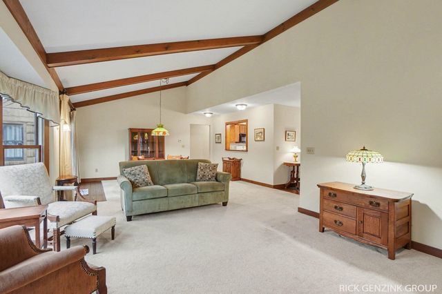 314 Foxcroft Circle, Holland, MI 49423